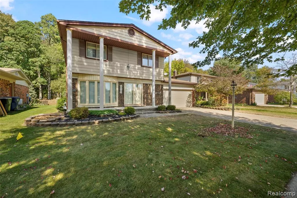 Canton, MI 48187,42990 Arlington Road