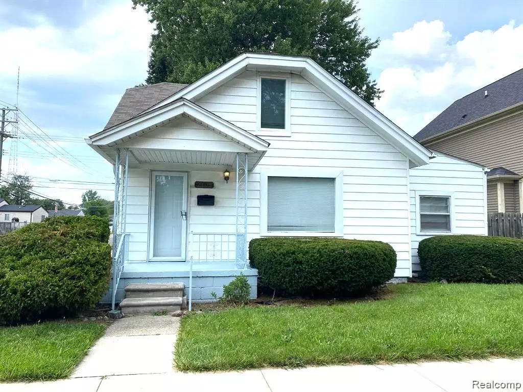 Ferndale, MI 48220,2105 MANATEE Street