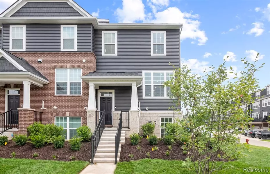 302 N Sydney Court, Plymouth, MI 48170