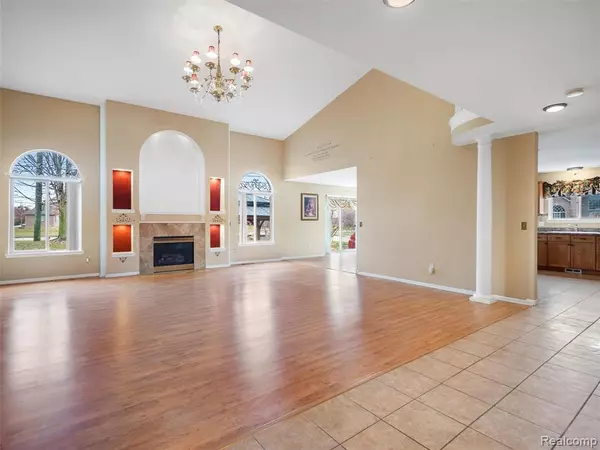 Macomb, MI 48044,50100 Victoria Place