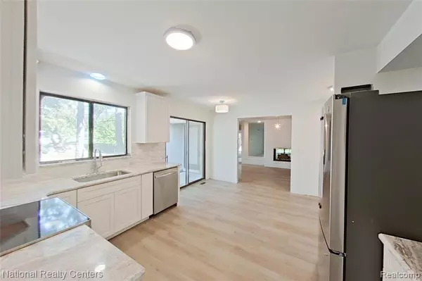 West Bloomfield, MI,7103 Pebble Park Drive