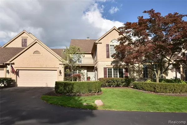 457 Cambridge Way, Bloomfield Hills, MI 48304