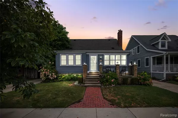 Plymouth, MI 48170,638 S Harvey Street