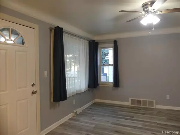 Lincoln Park, MI 48146,1860 Pagel Avenue