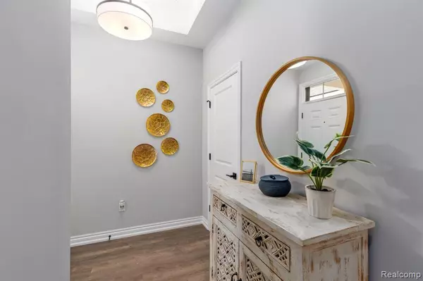 White Lake, MI 48383,8511 West Valley Drive