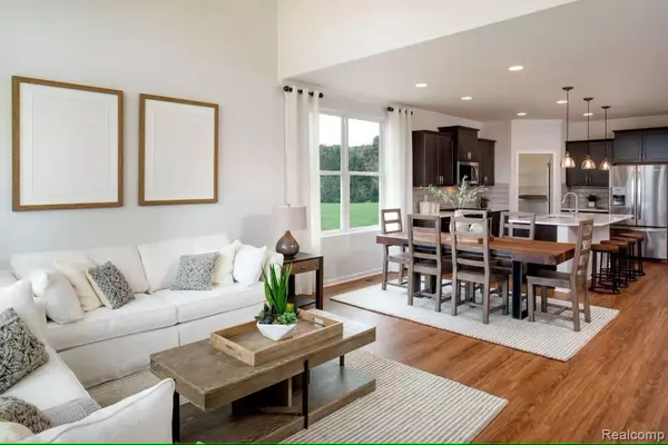 New Hudson, MI 48165,30108 Norway Drive