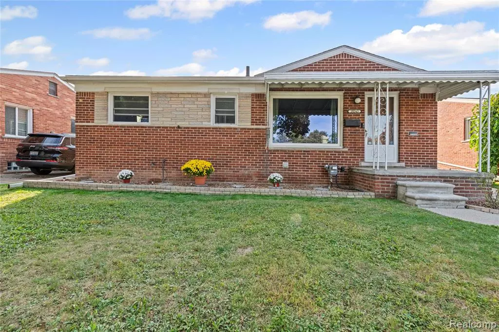 Saint Clair Shores, MI 48081,29243 Boston Street