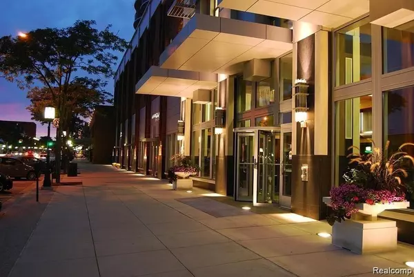 Birmingham, MI 48009,411 S Old Woodward Ave.