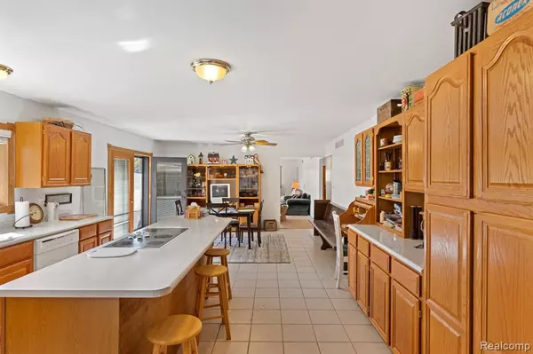 Brooklyn, MI 49253,15281 US 12 Highway