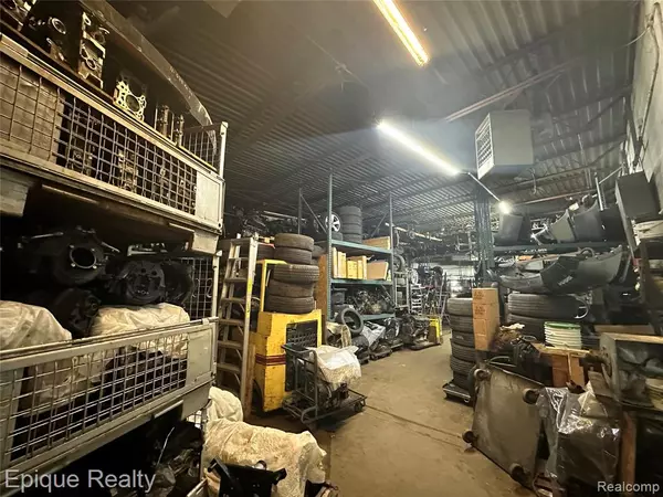 Hamtramck, MI 48212,5431, 5419 & 5420 E Davison E Street