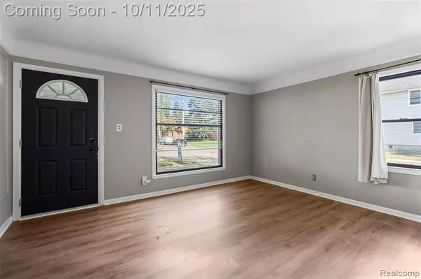 Dearborn, MI 48124,22205 Columbia Street