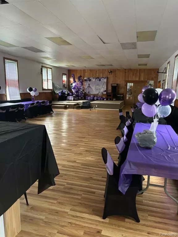 Flint, MI 48506,1433 MABEL Avenue