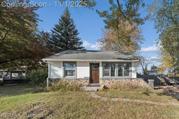 53970 10 Mile Road, South Lyon, MI 48178