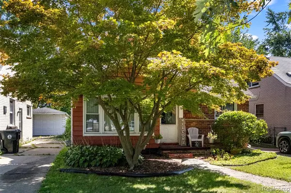 Redford, MI 48239,9584 Wormer