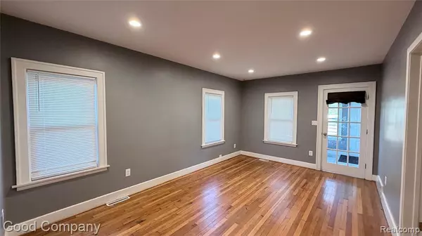 Madison Heights, MI 48071,101 W HUDSON Avenue