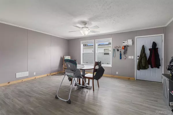 Grand Blanc, MI 48439,184 Pheasant Ct