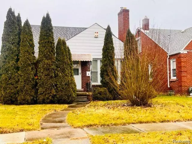 15162 SPRENGER Avenue, Eastpointe, MI 48021
