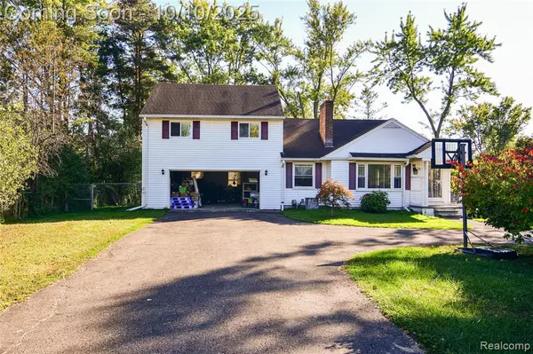 Farmington Hills, MI 48336,29693 Medbury Street