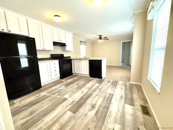 South Lyon, MI 48178,11055 Silver View Court