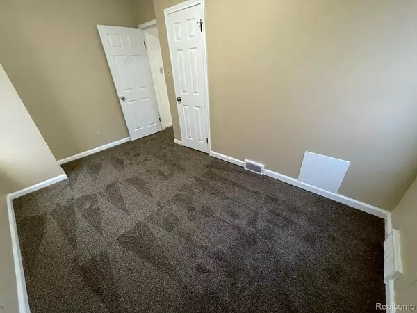 Detroit, MI 48224,6300 Radnor Street