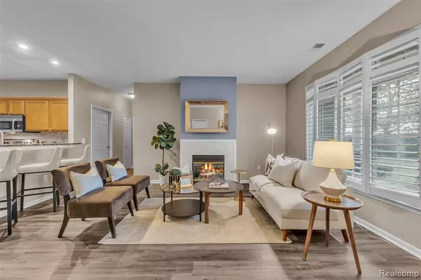 Sterling Heights, MI 48314,5589 TWIN OAKS Drive