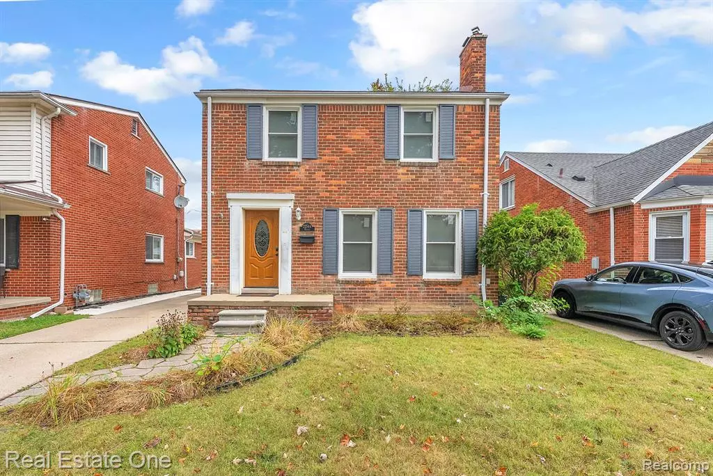 Dearborn, MI 48128,22544 Heinze Street