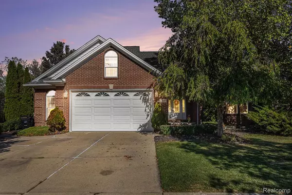 26659 Pepperwood Drive, Woodhaven, MI 48183