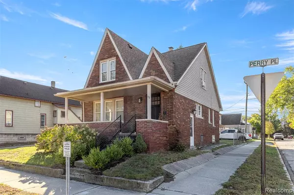 Wyandotte, MI 48125,93 Perry Place