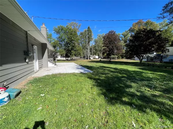 Livonia, MI 48152,18496 Brentwood Street