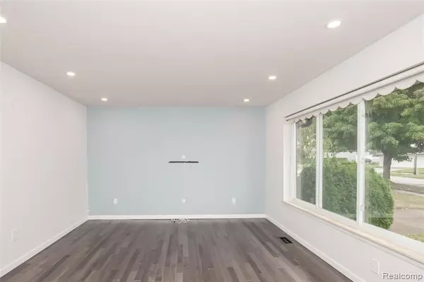 Sterling Heights, MI 48312,14169 Wedgewood Road