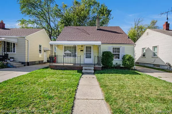 28767 Maple Street, Roseville, MI 48066