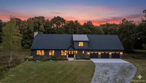 1956 Percy Lane, Highland, MI