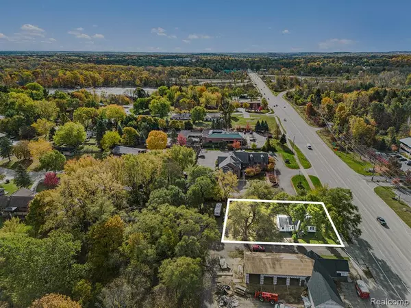 Clarkston, MI 48348,8050 Ortonville Road