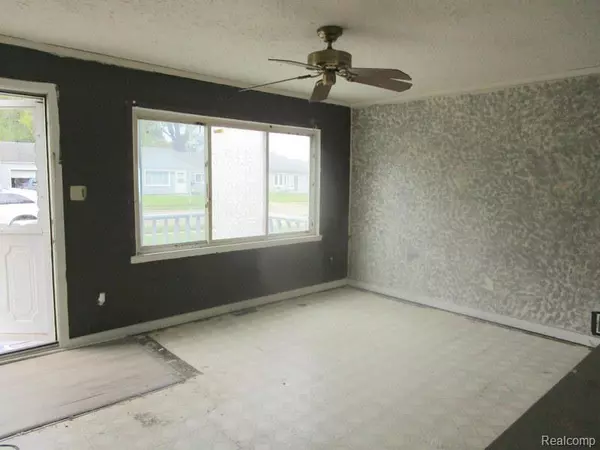 Roseville, MI 48066,26140 Nagel Street