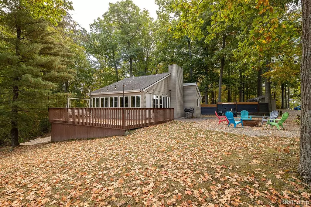 Attica, MI 48412,319 Parkway Drive