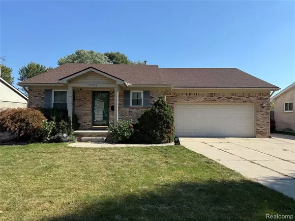 Saint Clair Shores, MI 48082,29824 Gloria Street