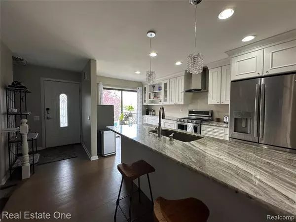 Rochester Hills, MI 48307,410 Willow Grove Lane