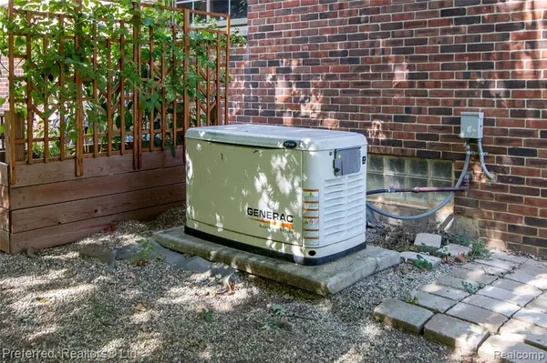 Plymouth, MI 48170,46701 N Territorial Road