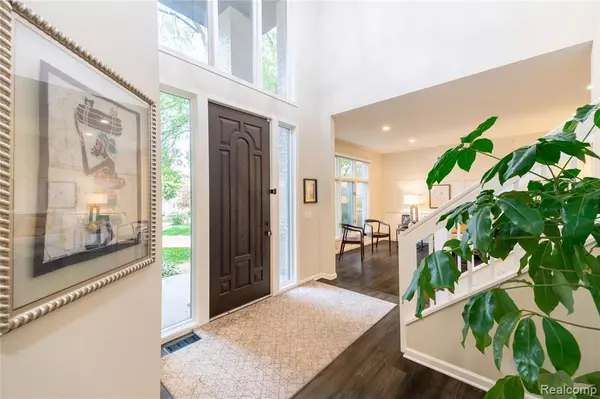 Farmington Hills, MI 48331,29508 Kenloch Drive