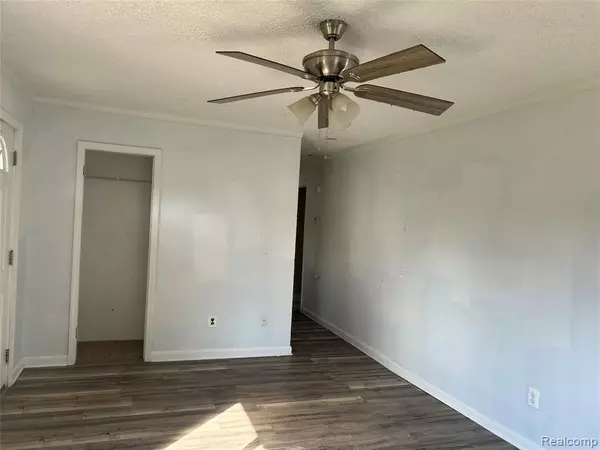 Shelby Twp, MI 48317,46210 Schimmel Avenue