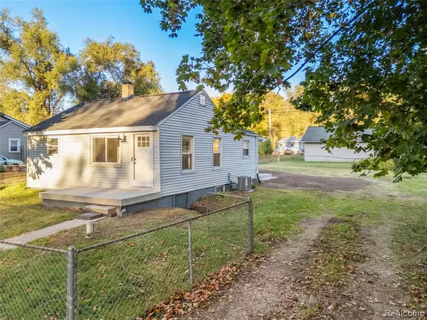 Commerce Twp, MI 48390,3140 Woodlawn Street