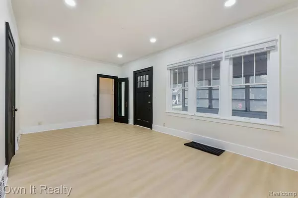 Detroit, MI 48219,17781 NORTHROP Street