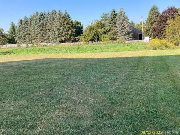 Howell, MI 48855,3299 Hill Hollow Lane