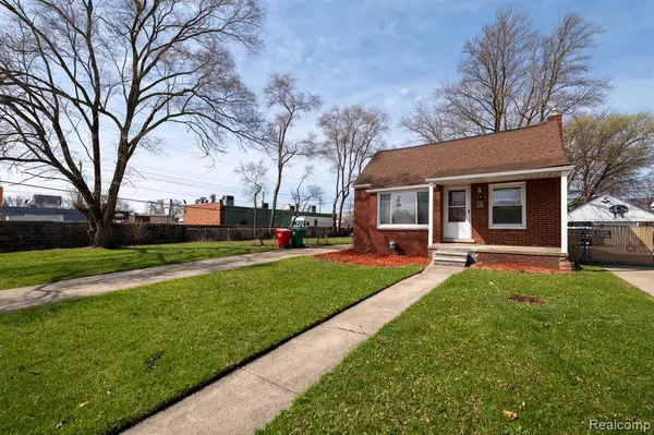 Eastpointe, MI 48021,22739 DAVID Avenue
