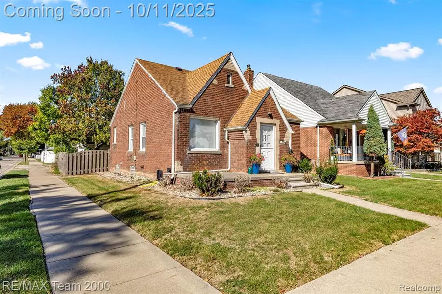 3260 Gertrude Street, Dearborn, MI 48124