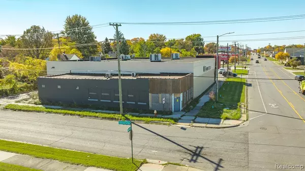 Detroit, MI 48224,17658 E WARREN Avenue