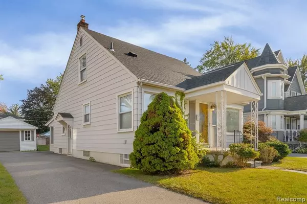 Dearborn, MI 48124,22334 Nowlin Street