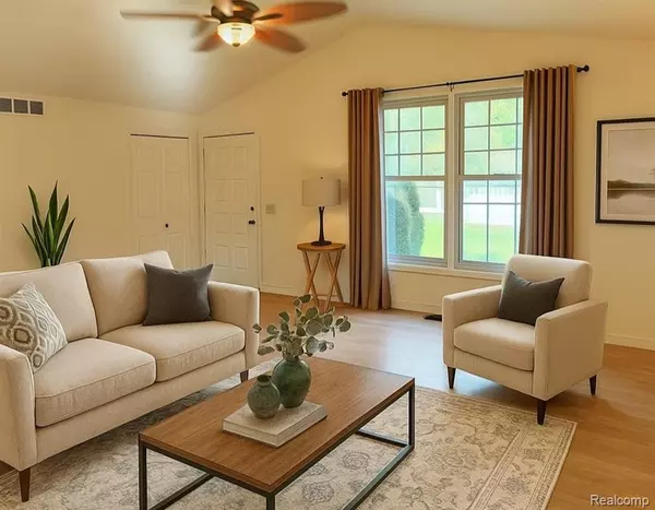 Walled Lake, MI 48390,1569 Dover N Hill