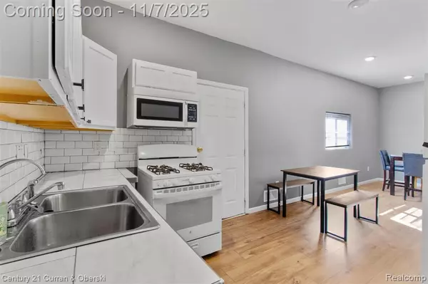 Detroit, MI 48204,9668 Yosemite Street