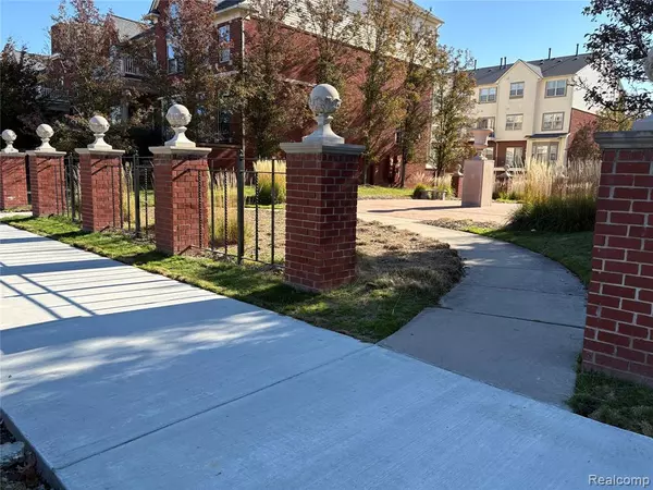 Troy, MI 48084,3178 Camden Drive